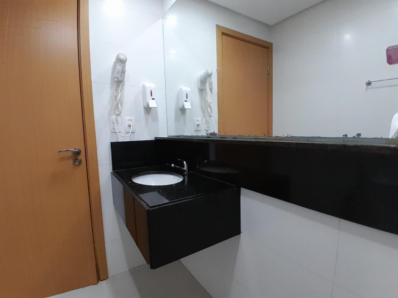 Anai Hotel Жабуатан-дус-Гуарарапис Экстерьер фото
