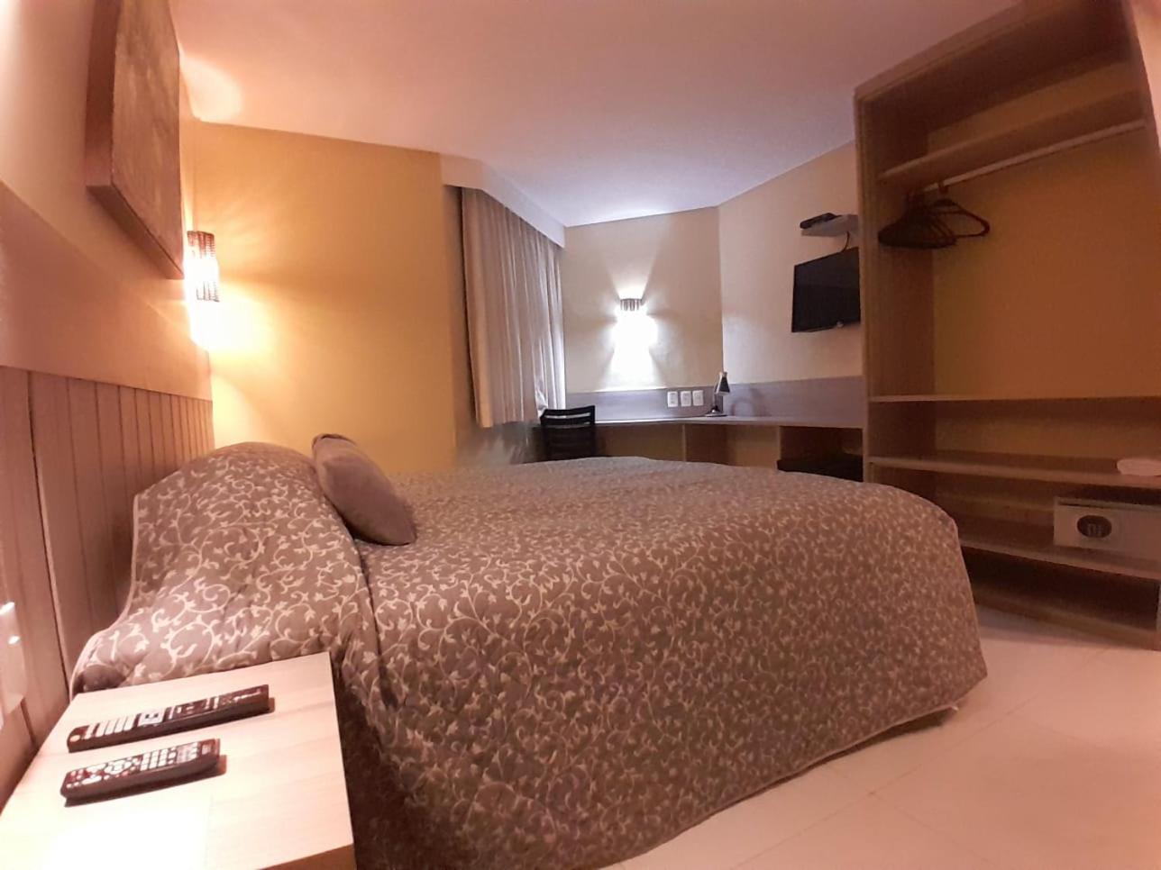 Anai Hotel Жабуатан-дус-Гуарарапис Экстерьер фото